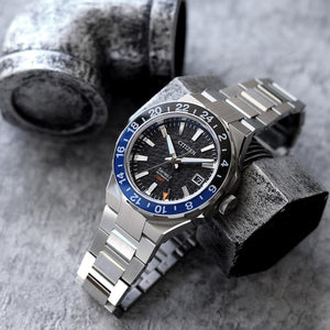 Citizen Series 8 GMT Batman NB6031-56E