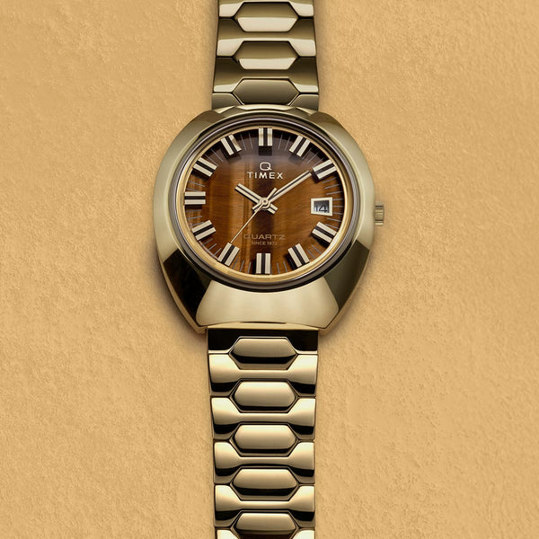 Q Timex 1972 Time Machine TW2Y45200