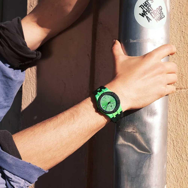 Maurice Lacroix Aikon #tide Green Watch AI2008-70070-300-0
