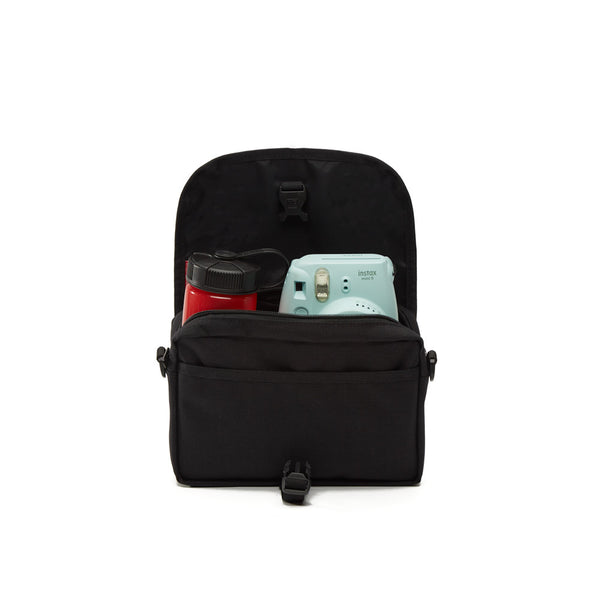 Manhattan Portage Far Rockaway Bag Open