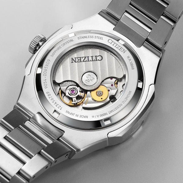 Citizen Series 8 880 GMT Caseback