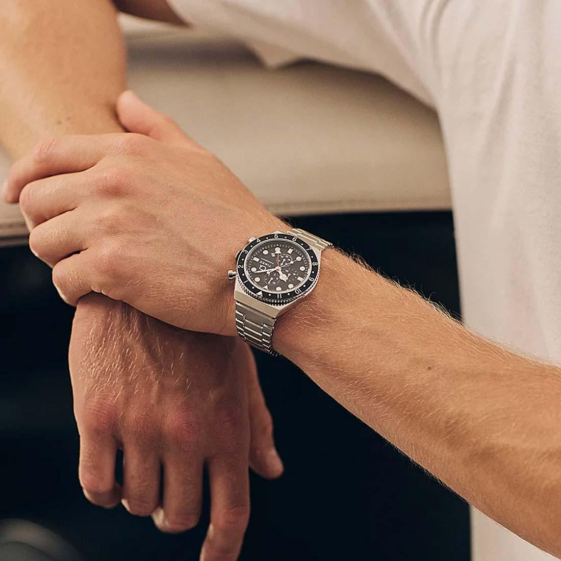 Timex Standard Chronograph On Wrist Q Timex GMT Chronograph 40mm