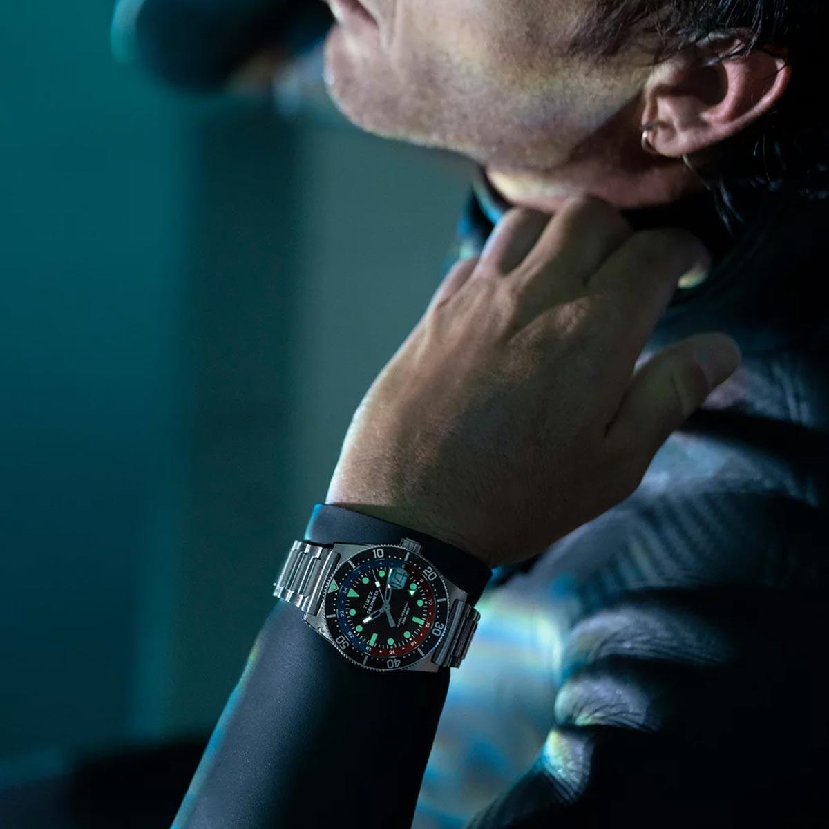 Timex Deepwater Reef 200 GMT 41mm Orologio in acciaio Timex Deepwater Reef 200 GMT 41mm Orologio in acciaio
