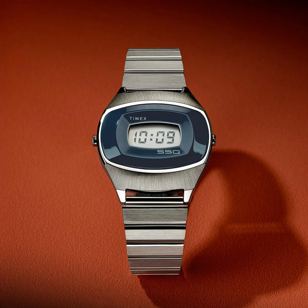 Q Timex 1975 SSQ Digital Reissue TW2Y06100