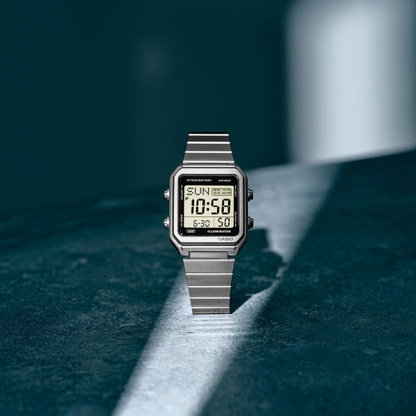 Casio Vintage Digital Watch W-221HD-1A
